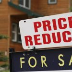 Average Canadian house price fell by 6% in April